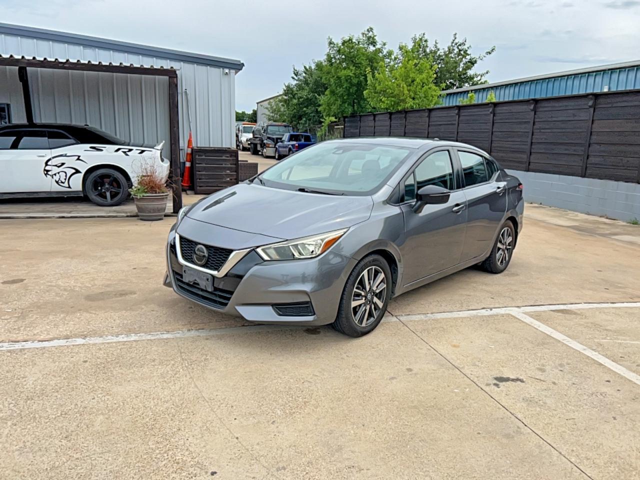 2020 Nissan Versa Sv - Фото 2