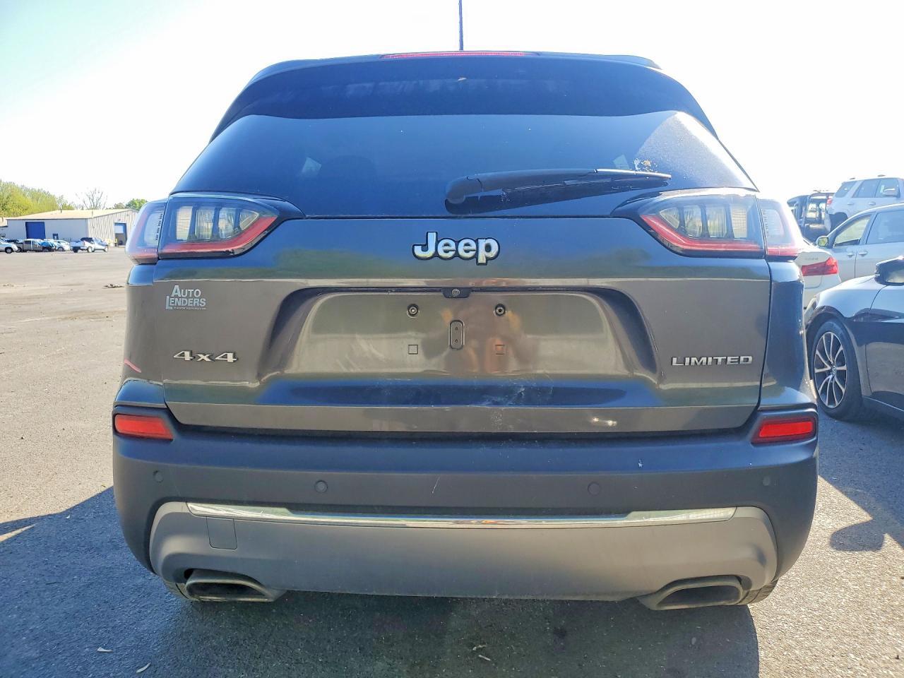 2019 Jeep Cherokee Limited - Image 6
