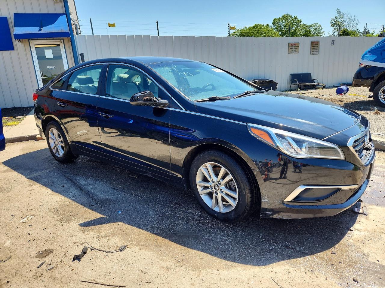 2016 Hyundai Sonata Se - Image 4