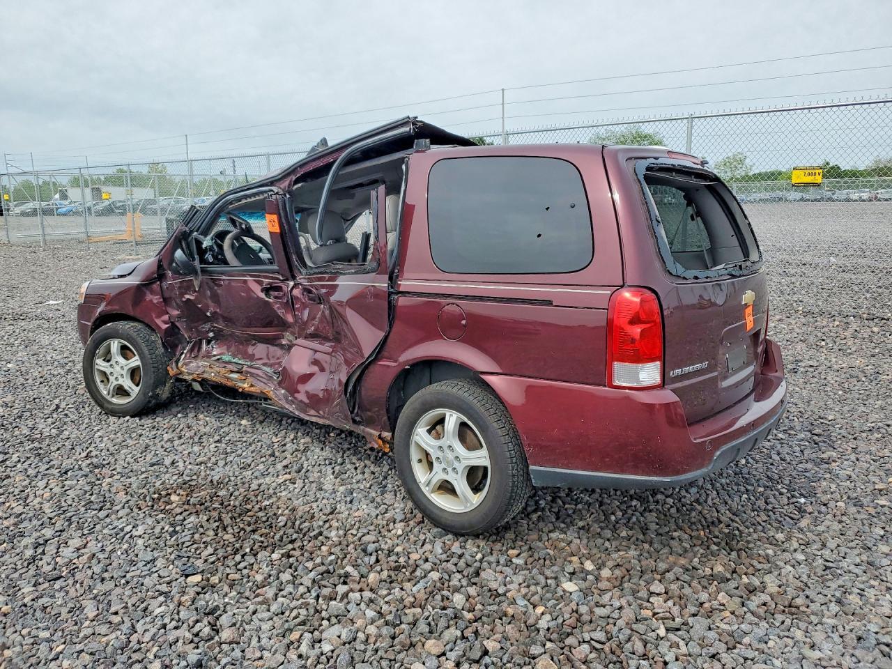 2006 Chevrolet Uplander Lt - Image 2