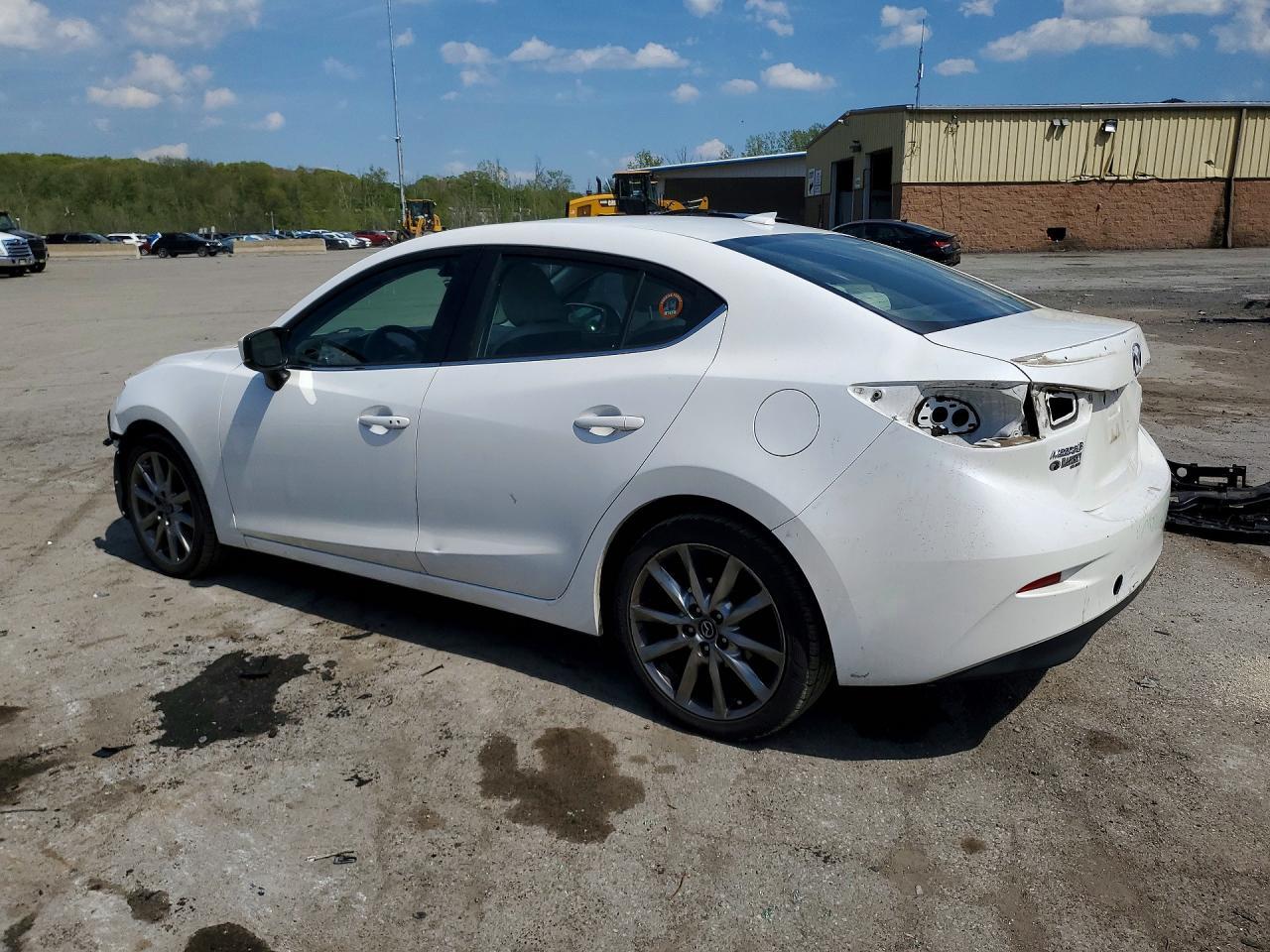 2018 Mazda 3 Grand Touring - Фото 2