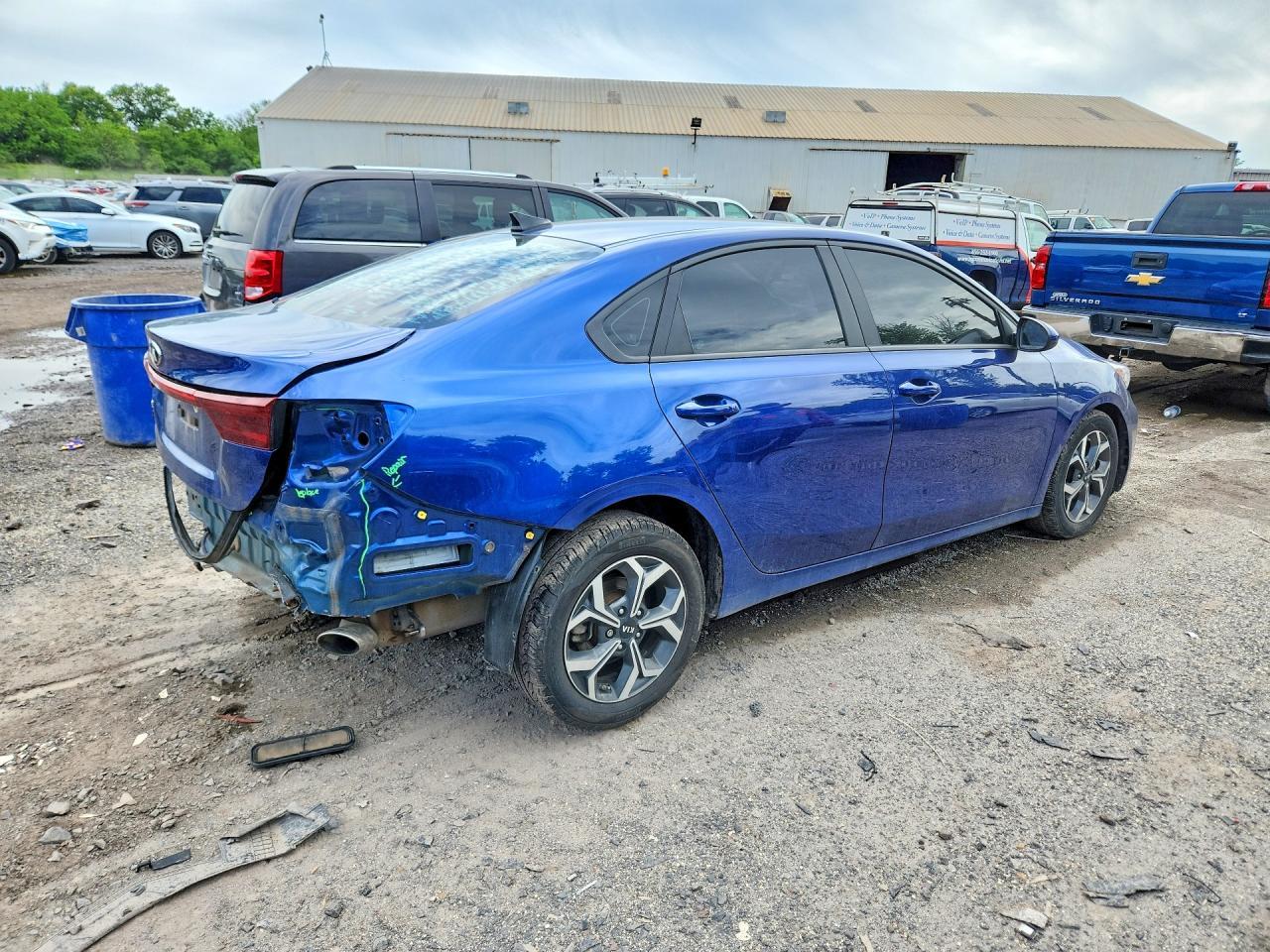 2019 Kia Forte Lxs - Фото 3