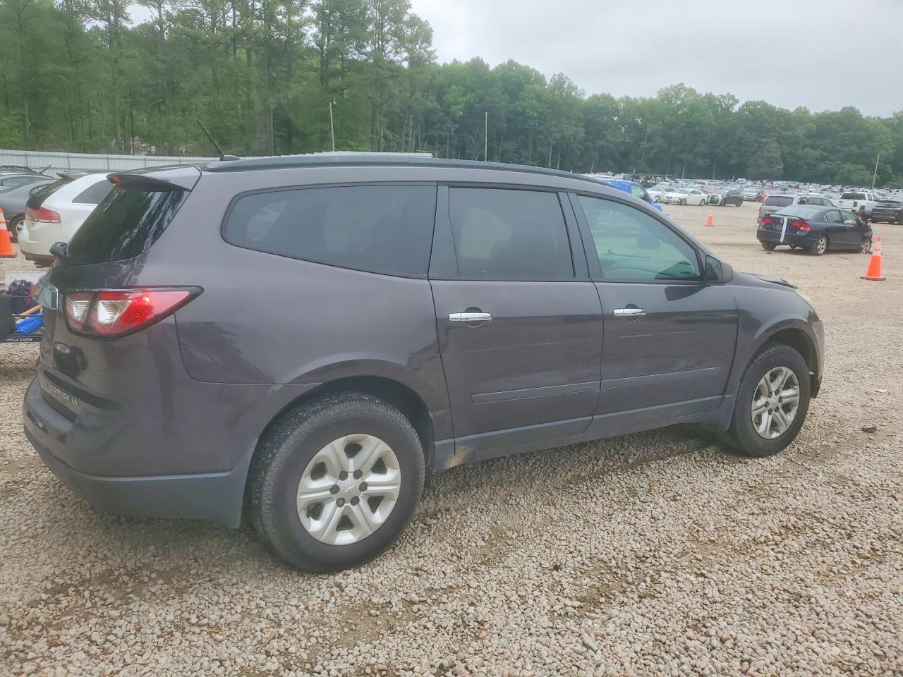 2014 Chevrolet Traverse Ls - Фото 3