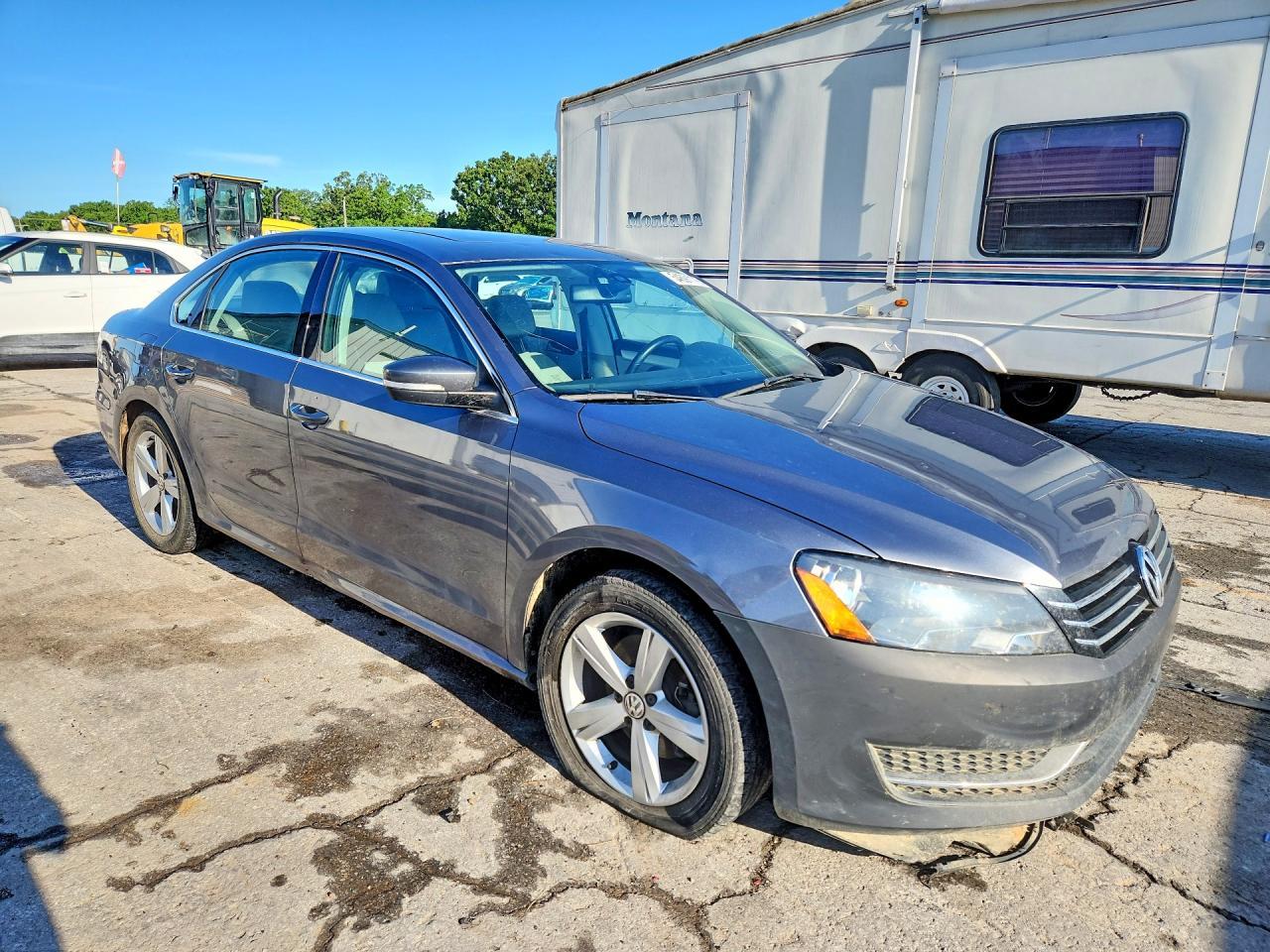 2013 Volkswagen Passat Se - Фото 4