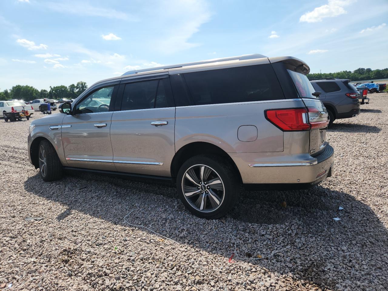 2019 Lincoln Navigator L Reserve - Фото 2