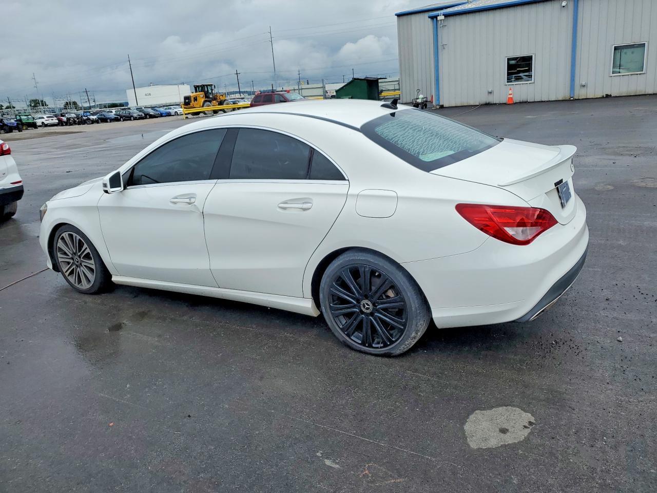 2018 Mercedes-Benz Cla 250 - Фото 2