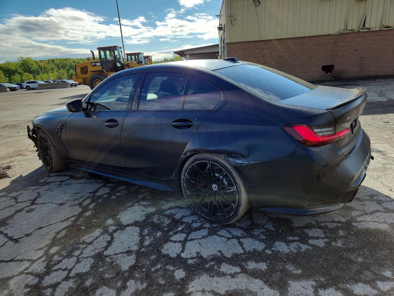 2023 BMW M3 Competition - Фото 2