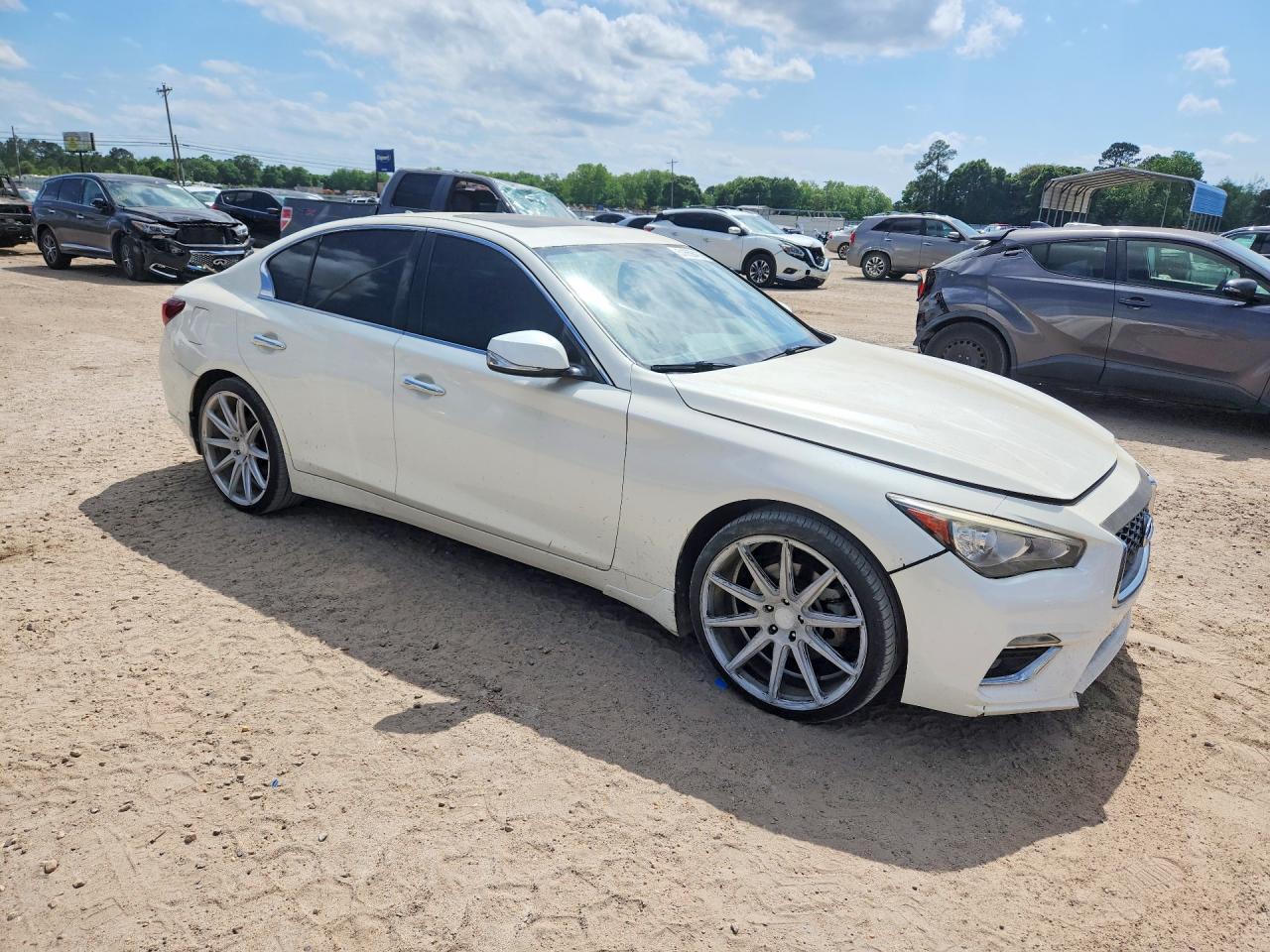 2019 Infiniti Q50 3.0T Luxe - Фото 4