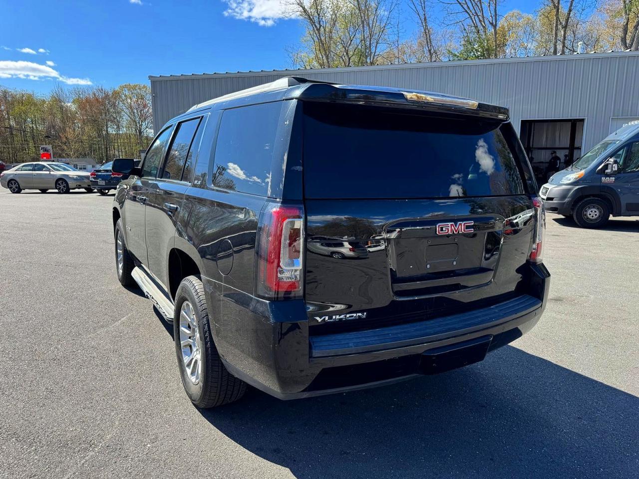 2015 GMC Yukon Sle - Фото 2