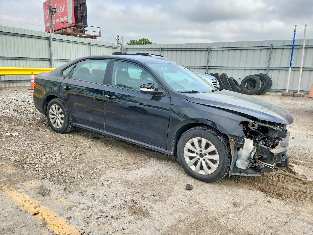 2013 Volkswagen Passat S - Фото 4