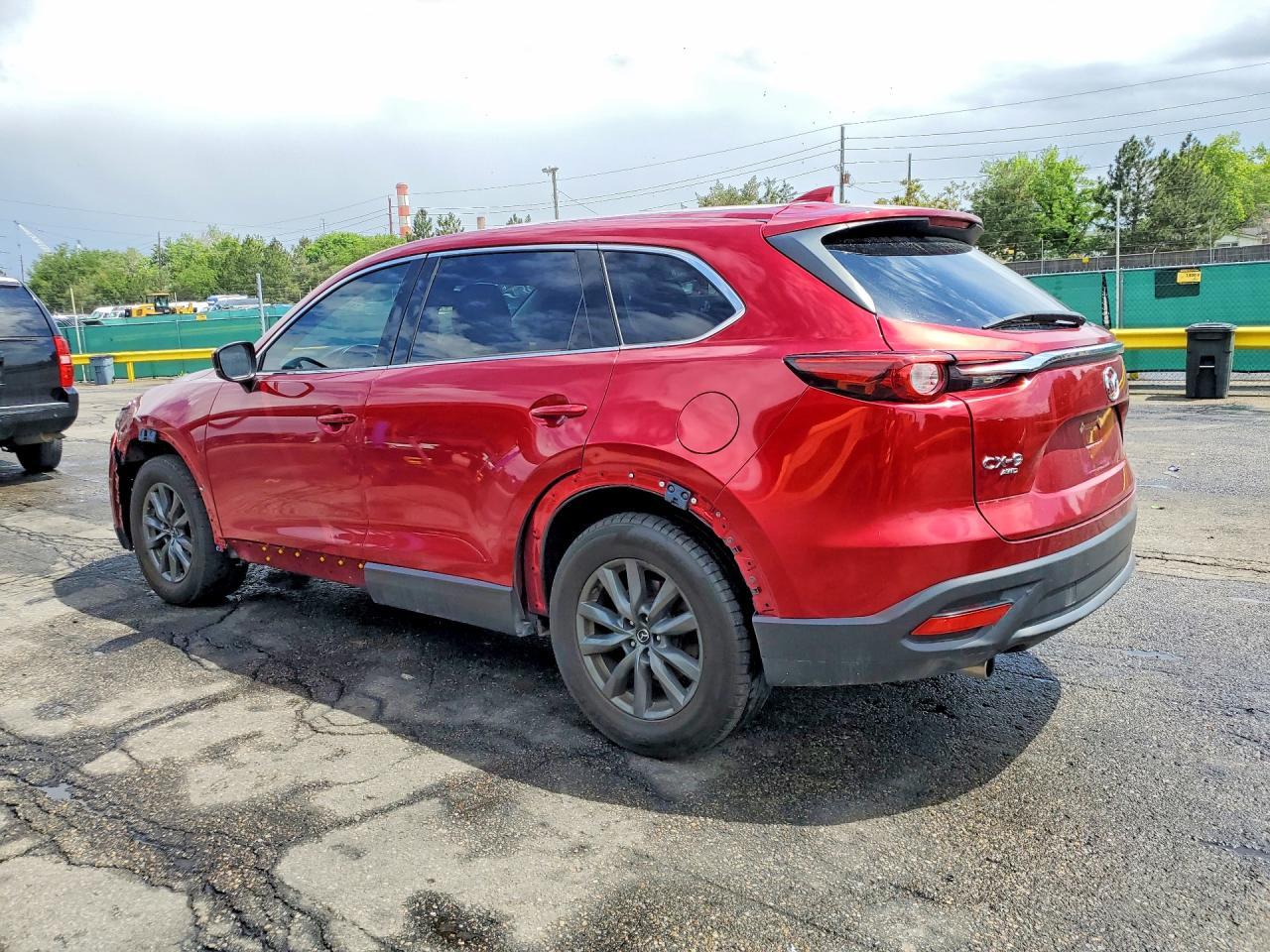 2022 Mazda Cx-9 Touring - Image 2