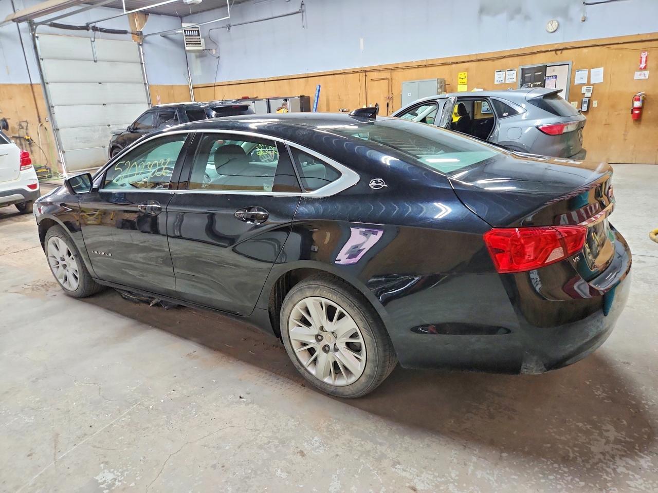 2017 Chevrolet Impala Ls - Фото 2