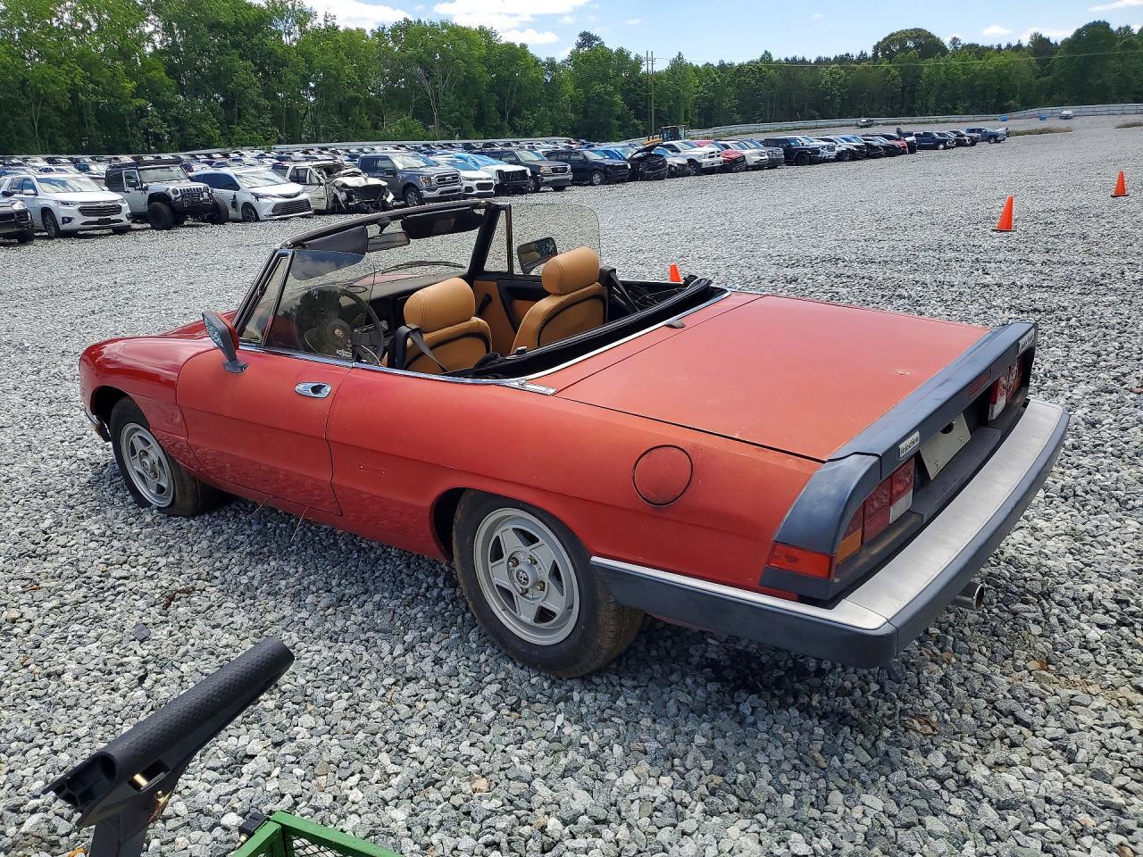 1986 Alfa Romeo Veloce 2000 Spider - Image 2