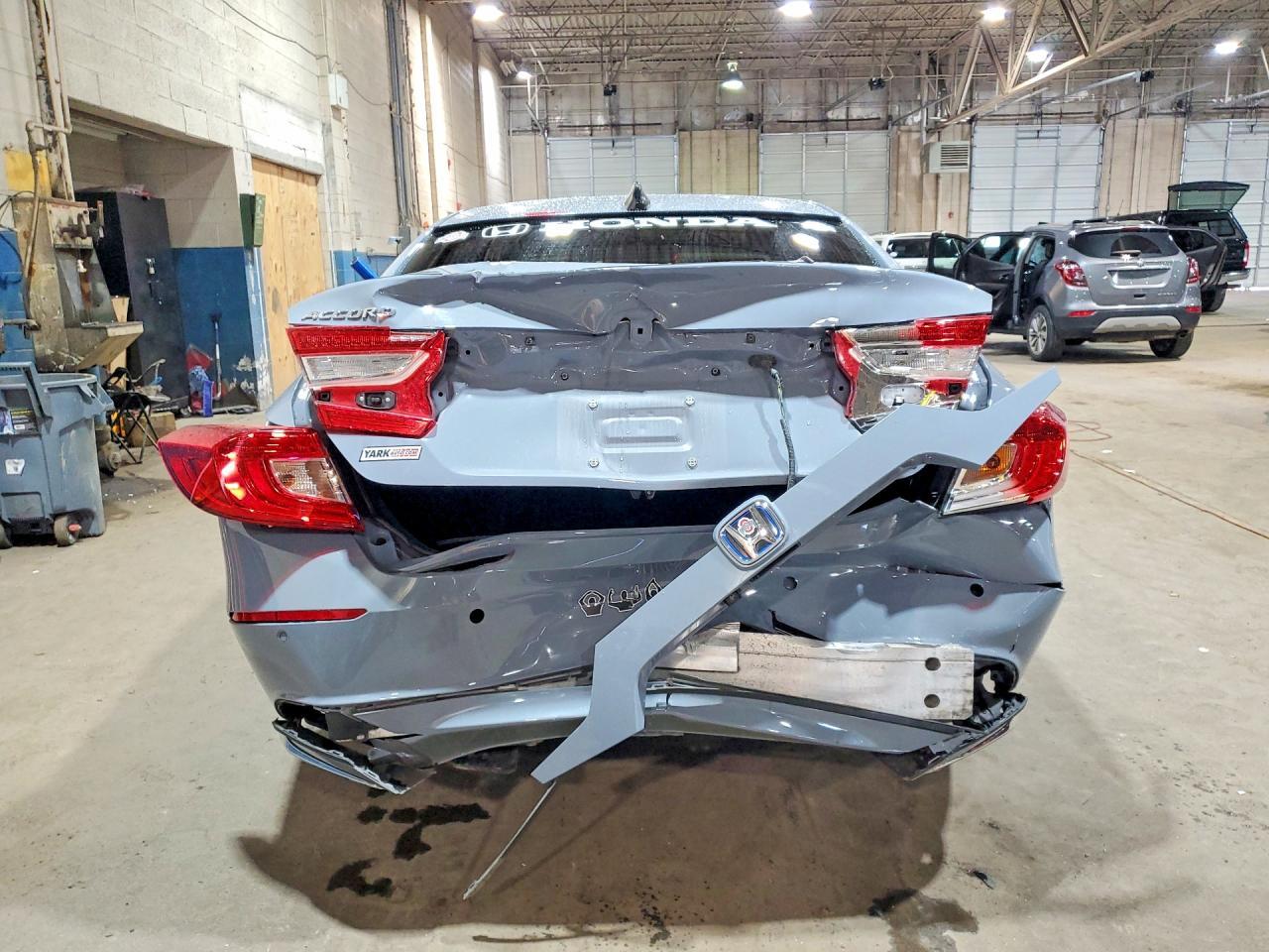 2021 Honda Accord Touring Hybrid - Фото 6
