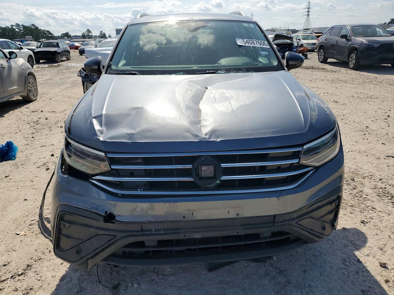 2022 Volkswagen Tiguan Se - Image 5