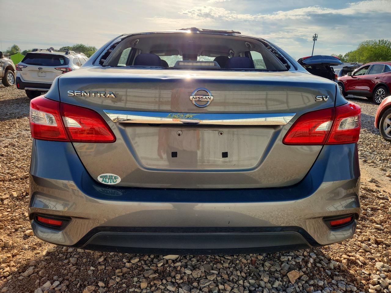 2019 Nissan Sentra Sv - Фото 6