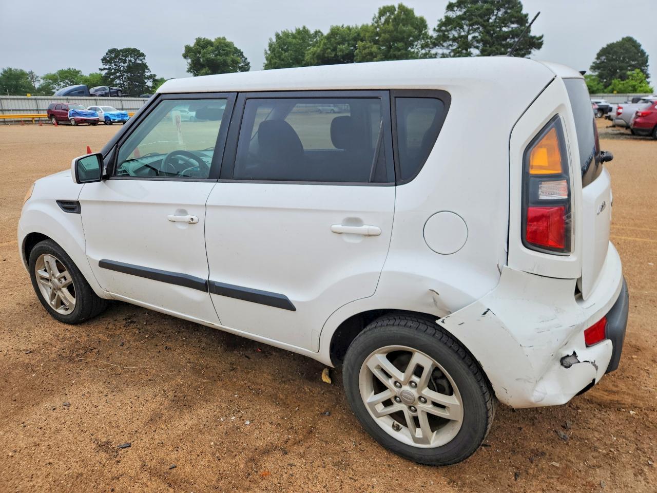 2011 Kia Soul + - Фото 2