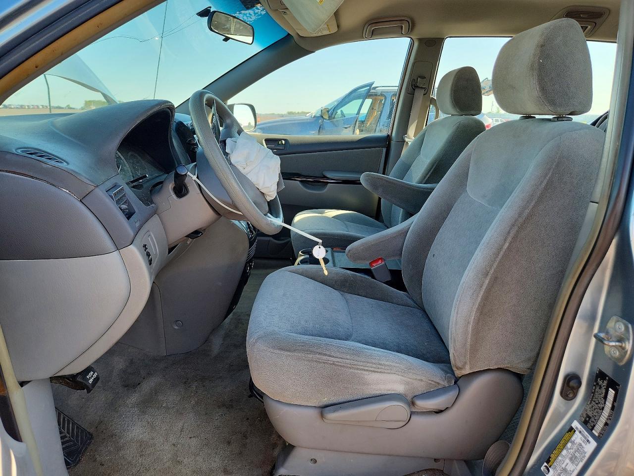 2005 Toyota Sienna Ce 7 Passenger - Фото 7