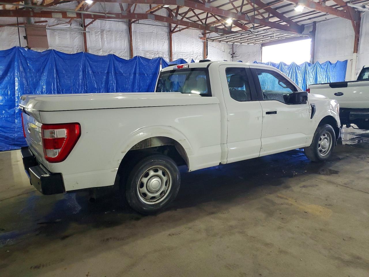 2022 Ford F150 Super Cab - Фото 3