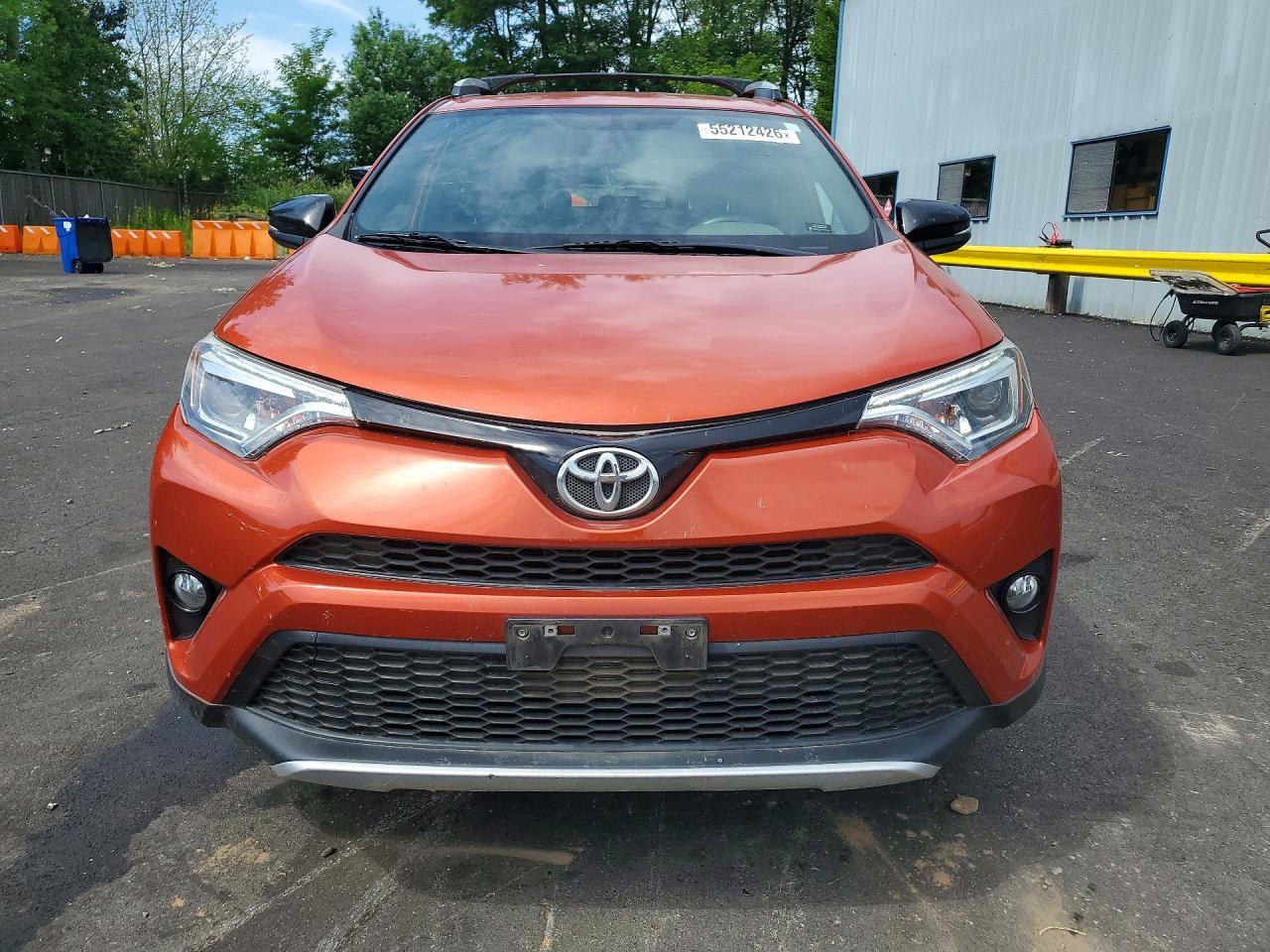 2016 Toyota Rav4 Se - Фото 5