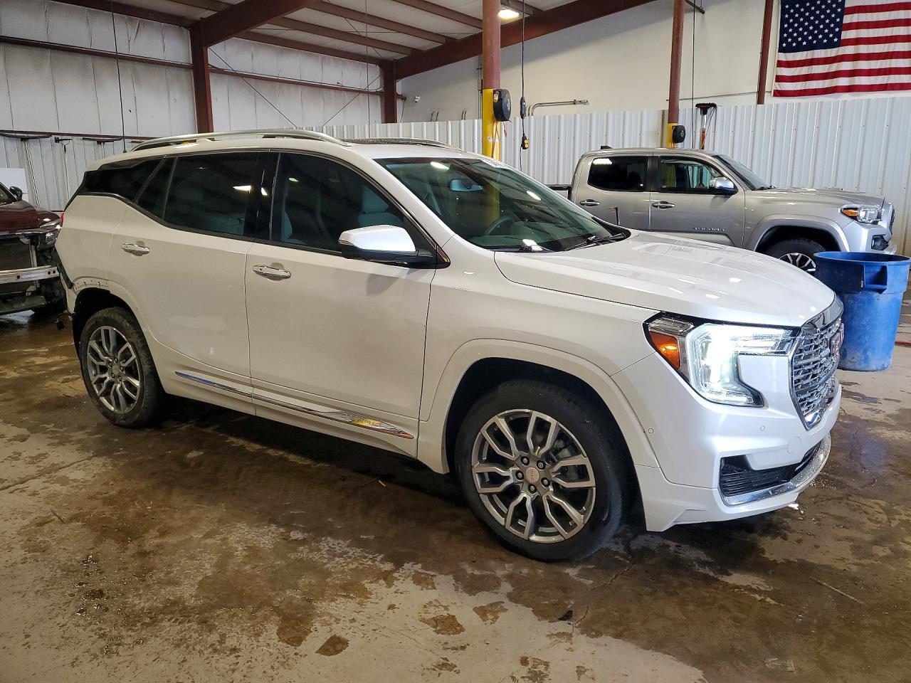 2024 GMC Terrain Denali - Фото 4