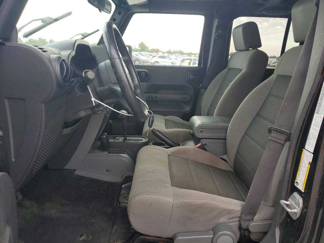 2008 Jeep Wrangler Unlimited X - Image 7