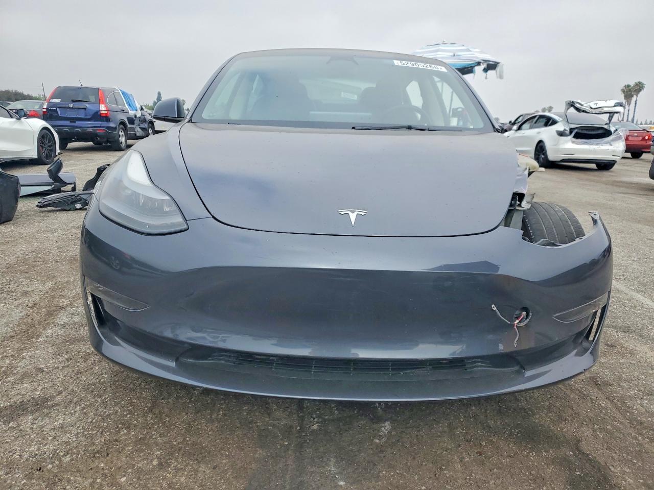 2023 Tesla Model 3 - Фото 5