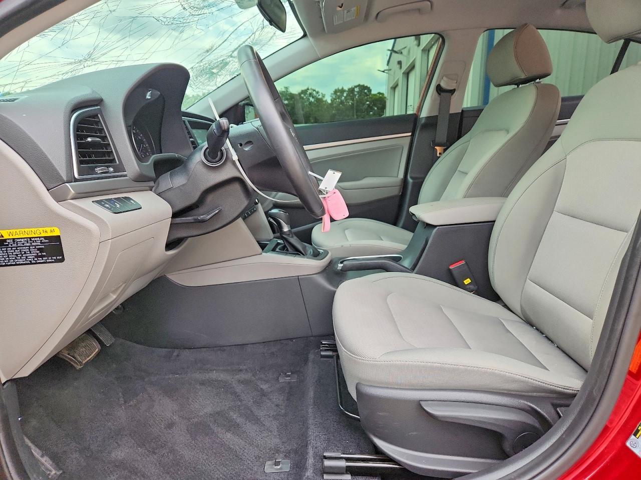 2017 Hyundai Elantra Se - Image 7