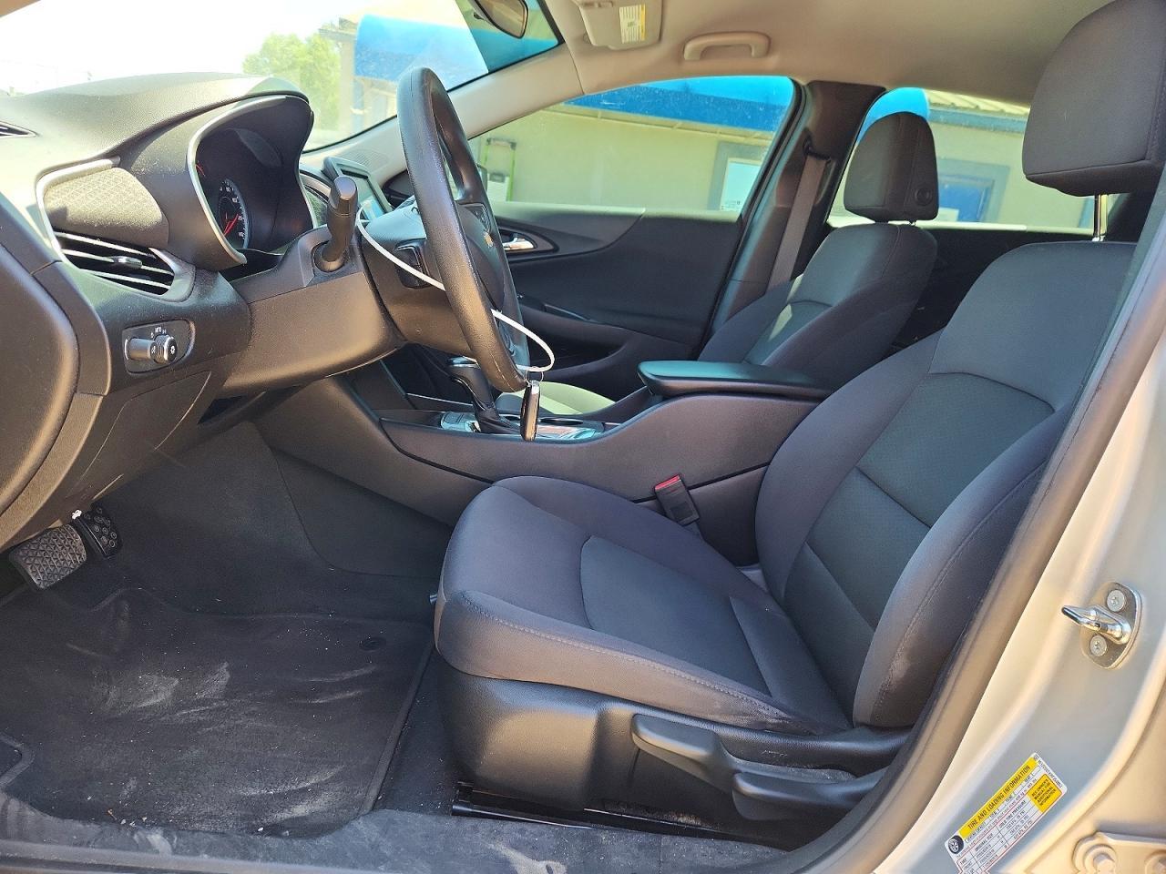 2017 Chevrolet Malibu Ls - Фото 7
