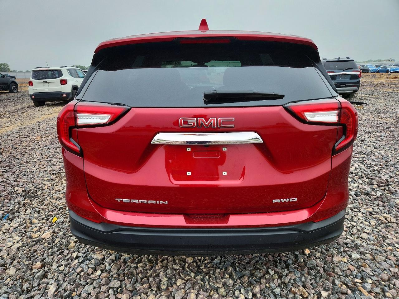 2024 GMC Terrain - Image 6