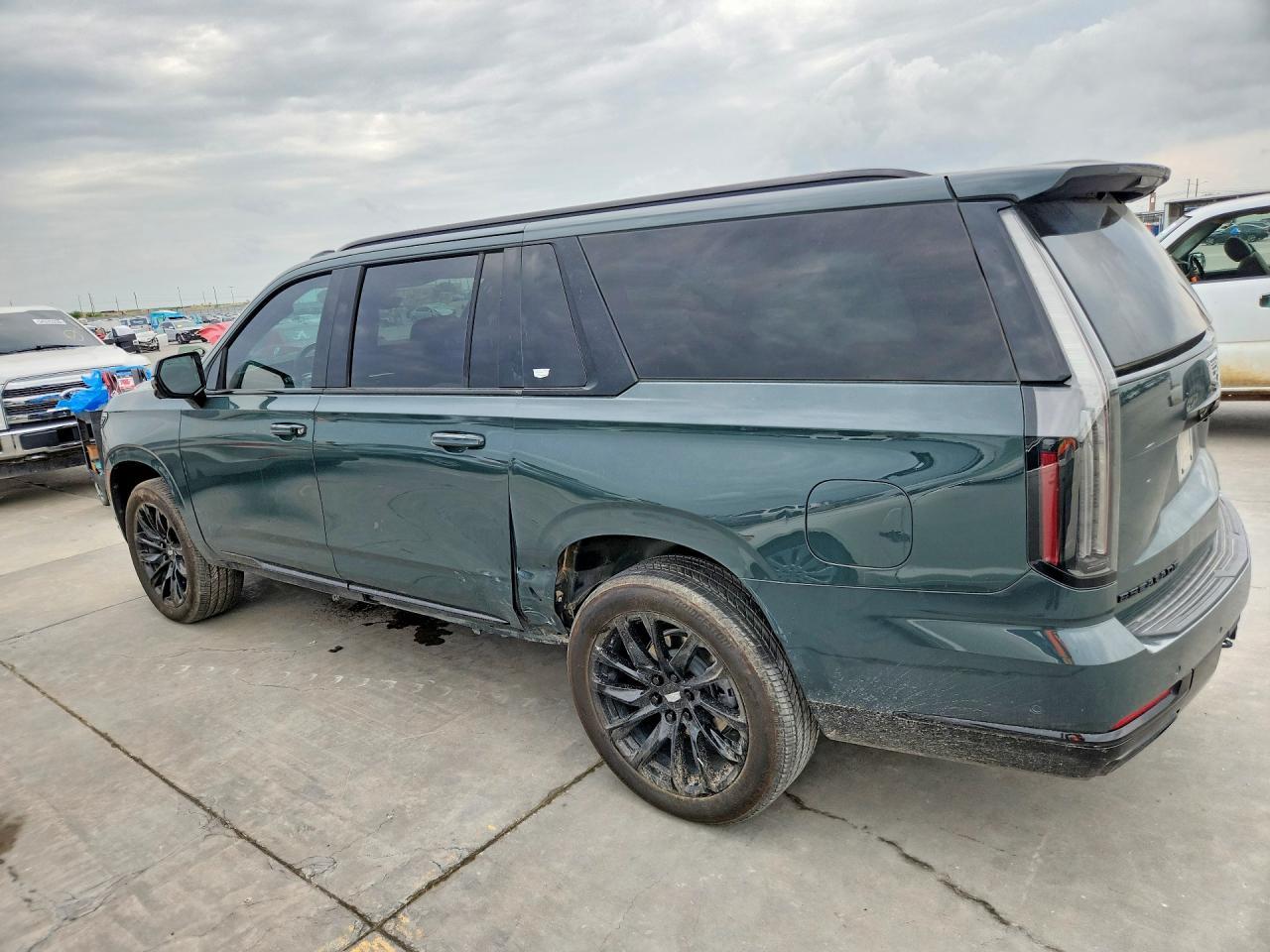 2025 Cadillac Escalade Esv Sport - Фото 2