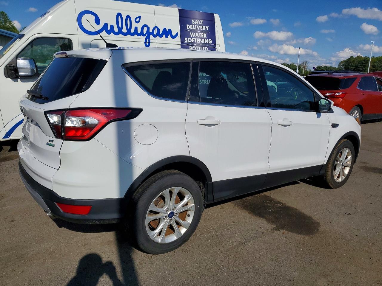 2017 Ford Escape Se - Image 3
