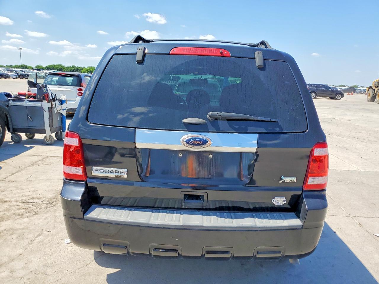 2012 Ford Escape Limited - Фото 6