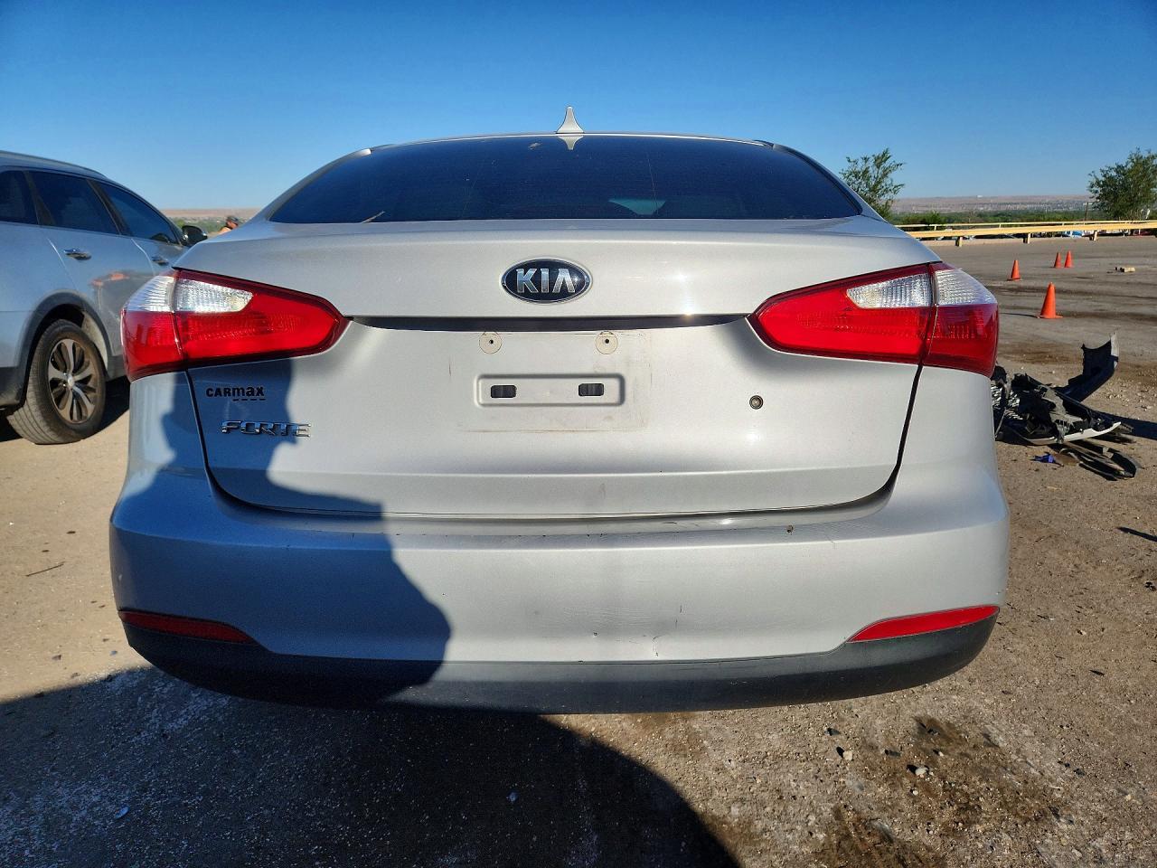 2015 Kia Forte Lx - Image 6