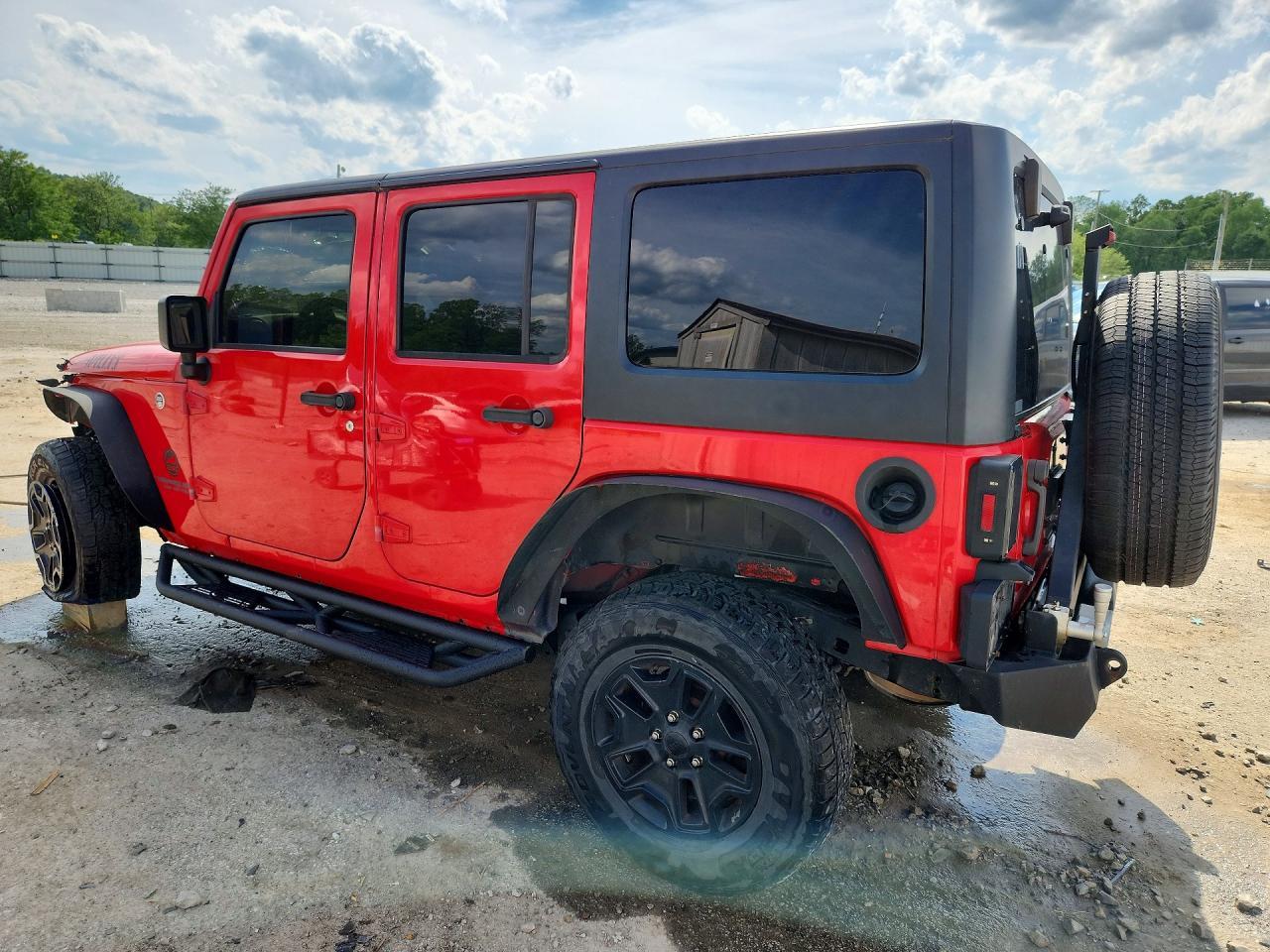 2016 Jeep Wrangler Unlimited Sport - Фото 2