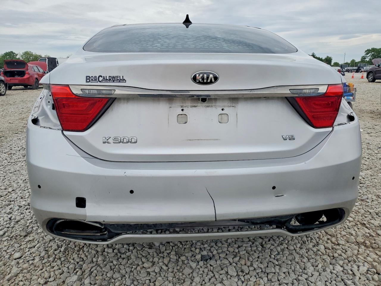 2015 Kia K900 Luxury - Image 6