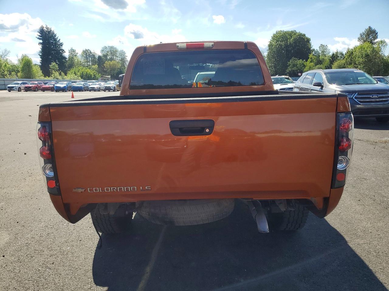 2005 Chevrolet Colorado - Image 6