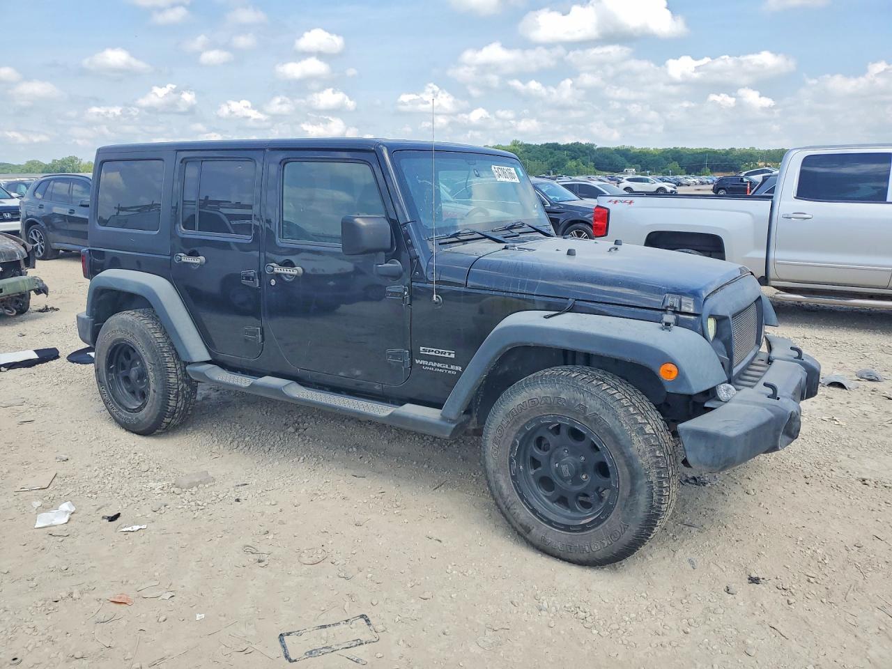 2014 Jeep Wrangler Unlimited Sport - Image 4