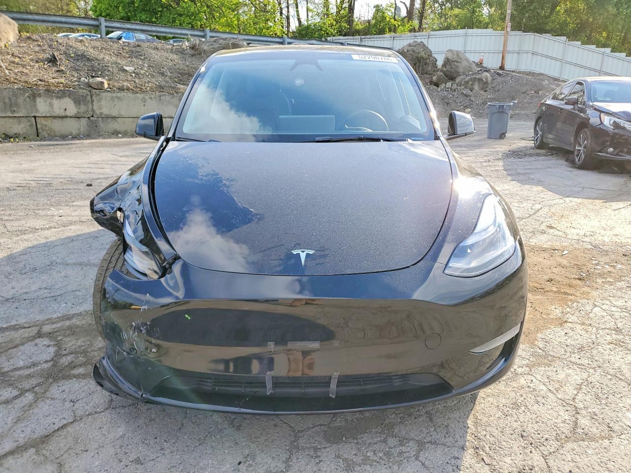 2024 Tesla Model Y - Фото 5