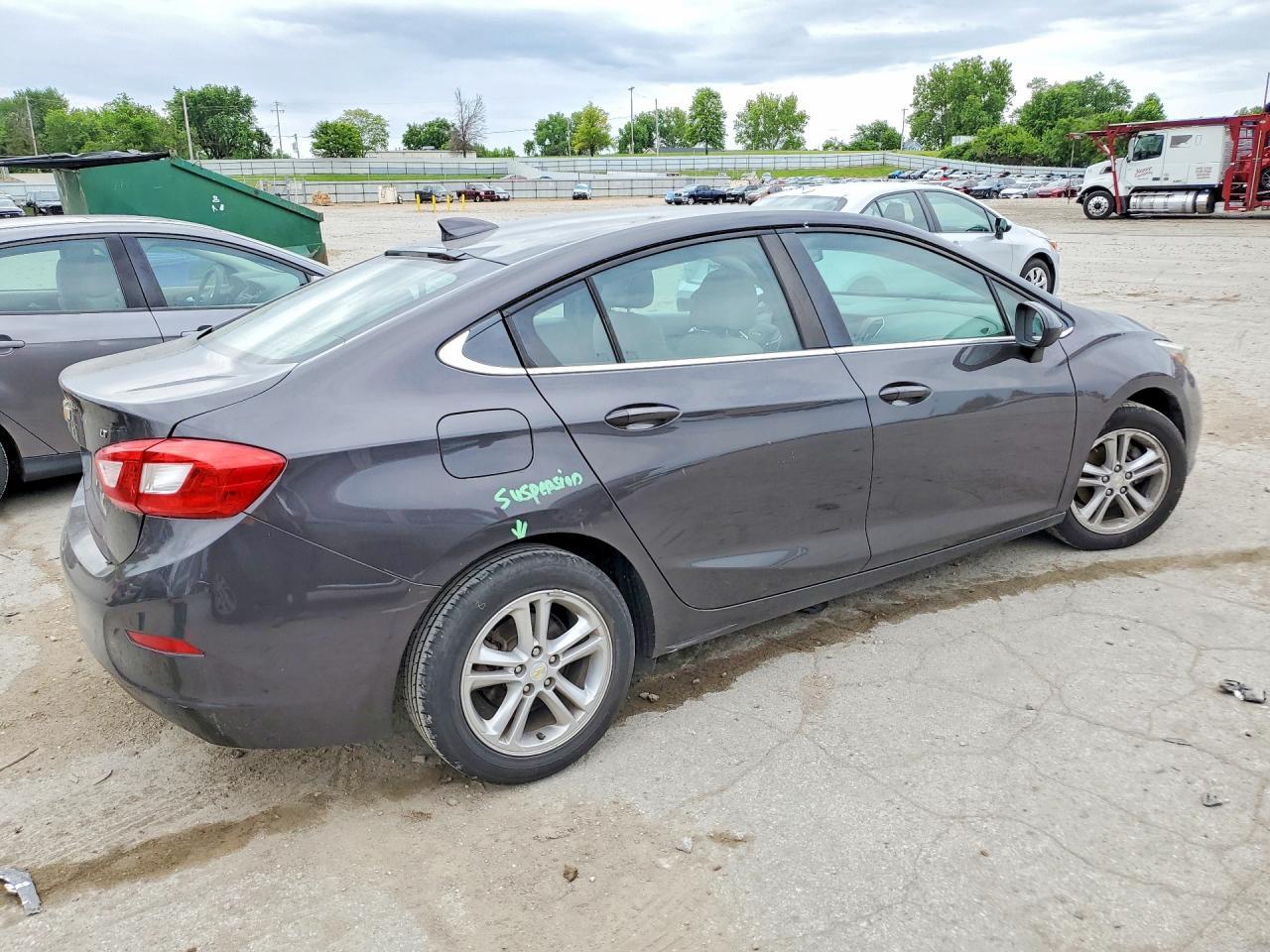 2017 Chevrolet Cruze Lt - Фото 3