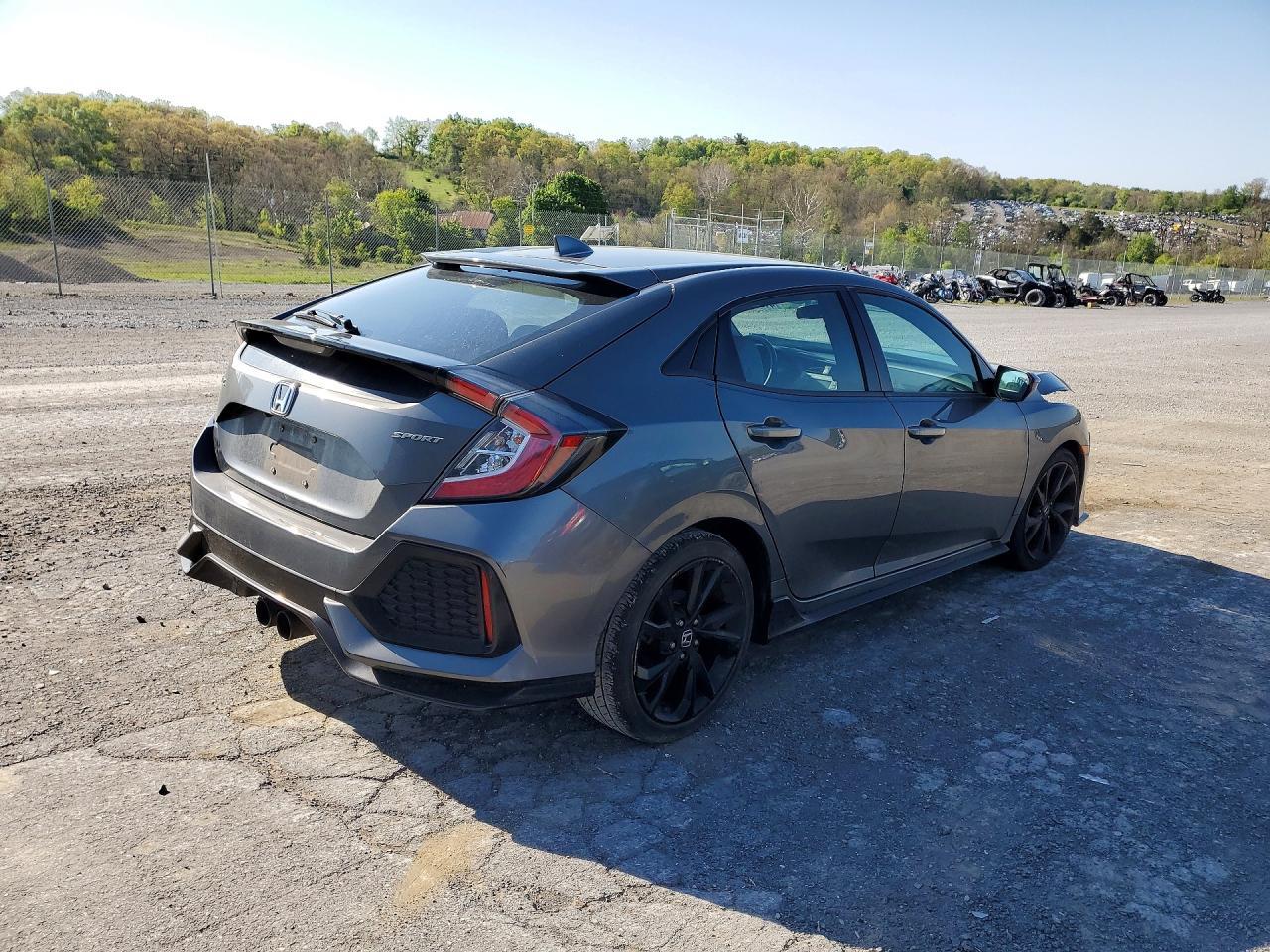 2017 Honda Civic Sport - Фото 3