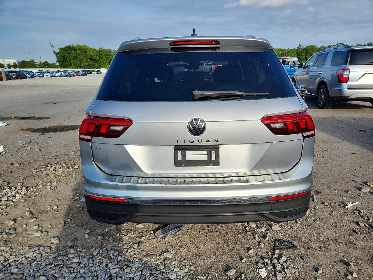 2022 Volkswagen Tiguan Se - Фото 6