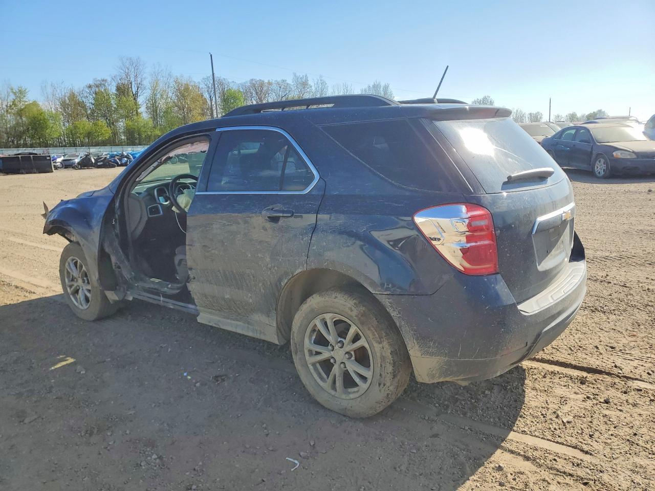 2016 Chevrolet Equinox Lt - Image 2