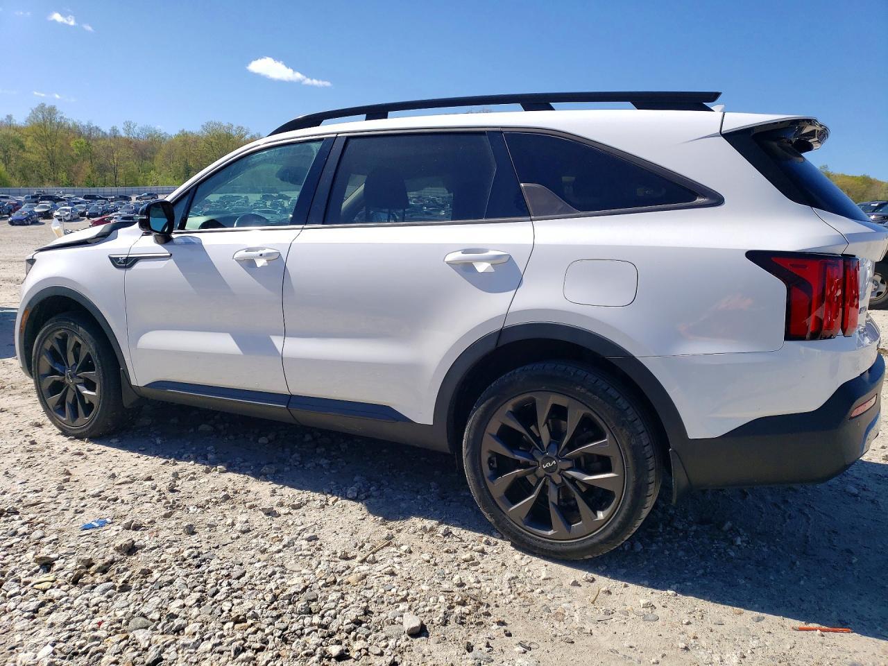 2022 Kia Sorento X-Line Sx Prestige - Image 2