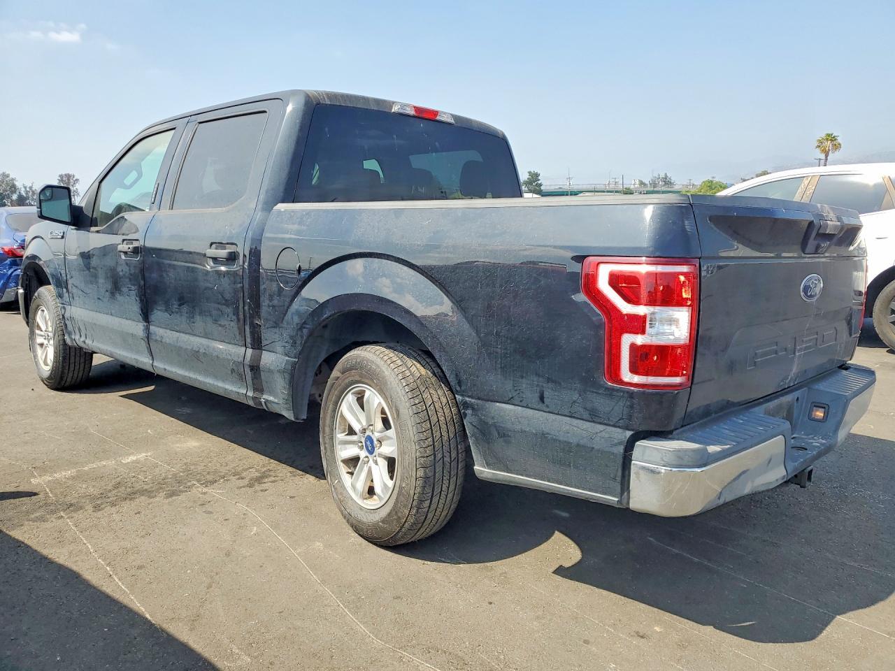 2018 Ford F150 Supercrew - Фото 2