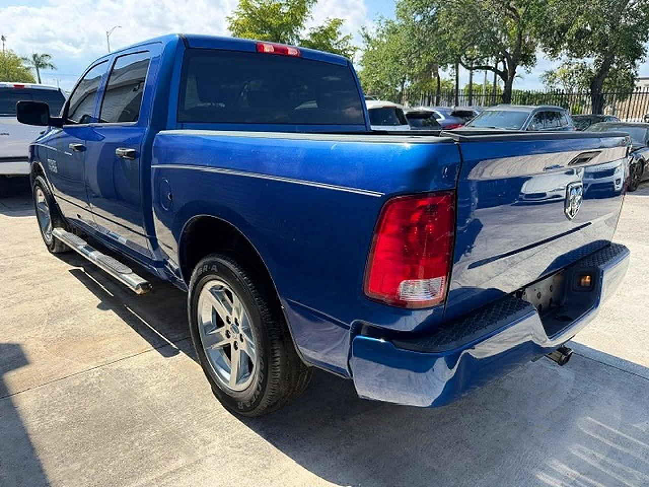 2018 Ram 1500 St - Фото 2