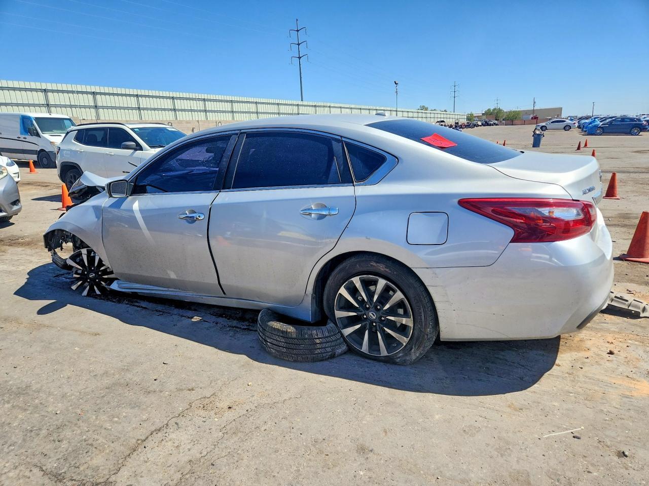 2018 Nissan Altima 2.5 Sv - Image 2