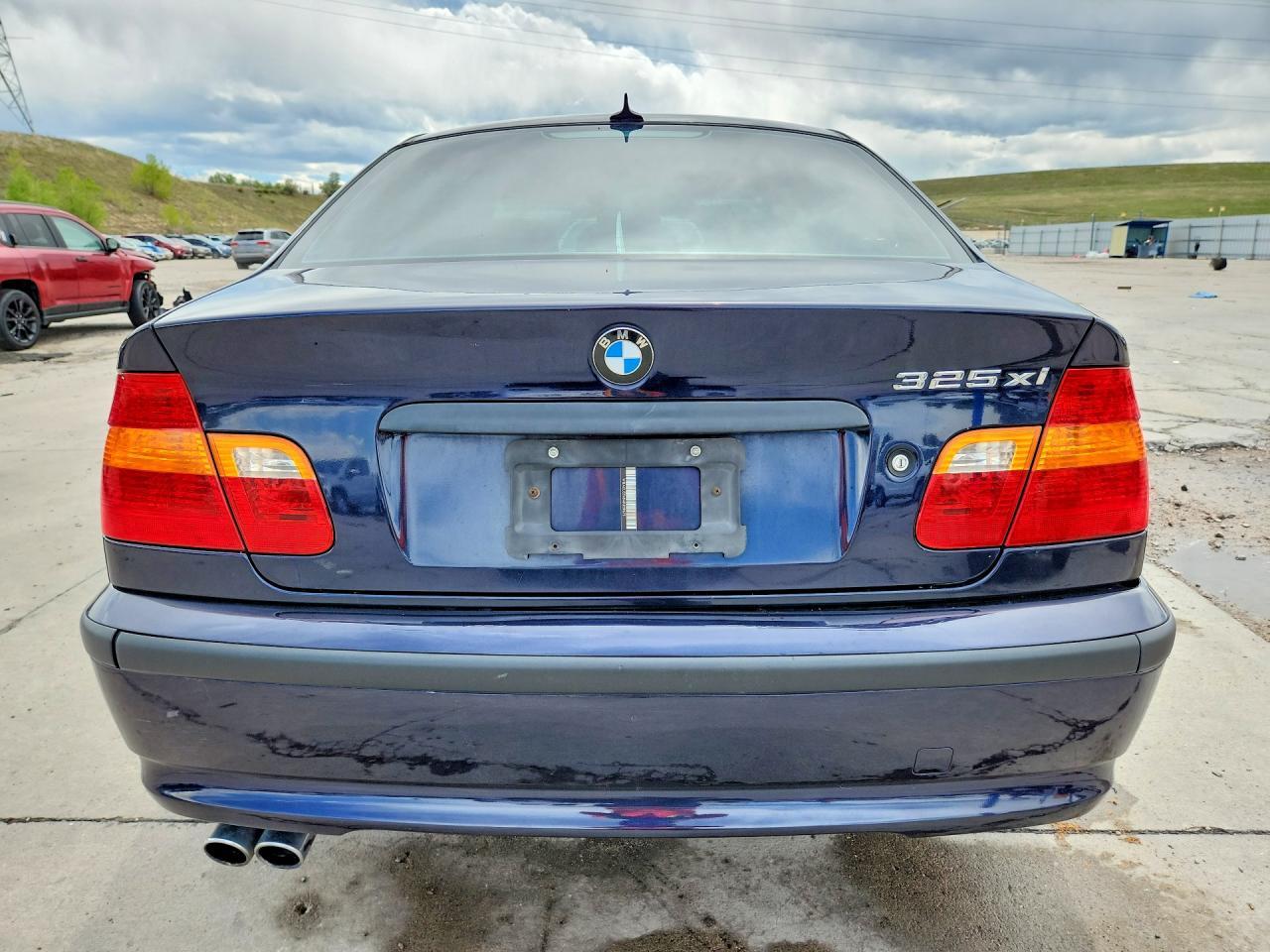 2004 BMW 325 Xi - Фото 6