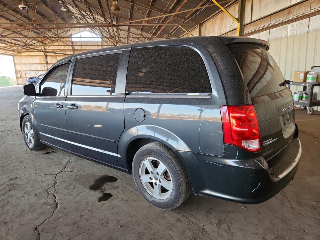 2012 Dodge Grand Caravan Crew - Image 2