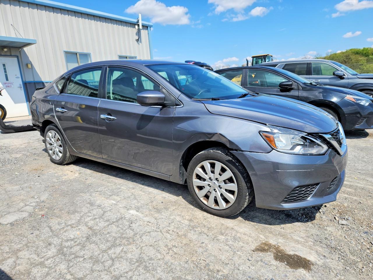 2019 Nissan Sentra S - Фото 4